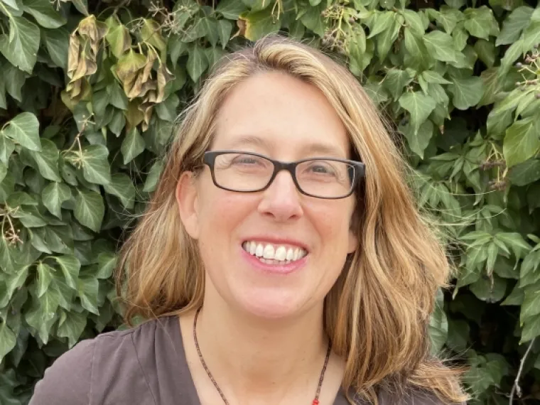 Kriz Metzger Head Shot